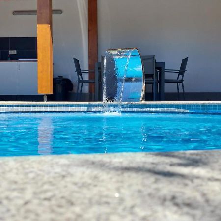 Casa Con Piscina Y Barbacoa Villa Freixido Kültér fotó