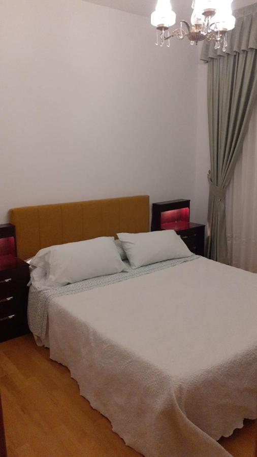 Casa Con Piscina Y Barbacoa Villa Freixido Kültér fotó