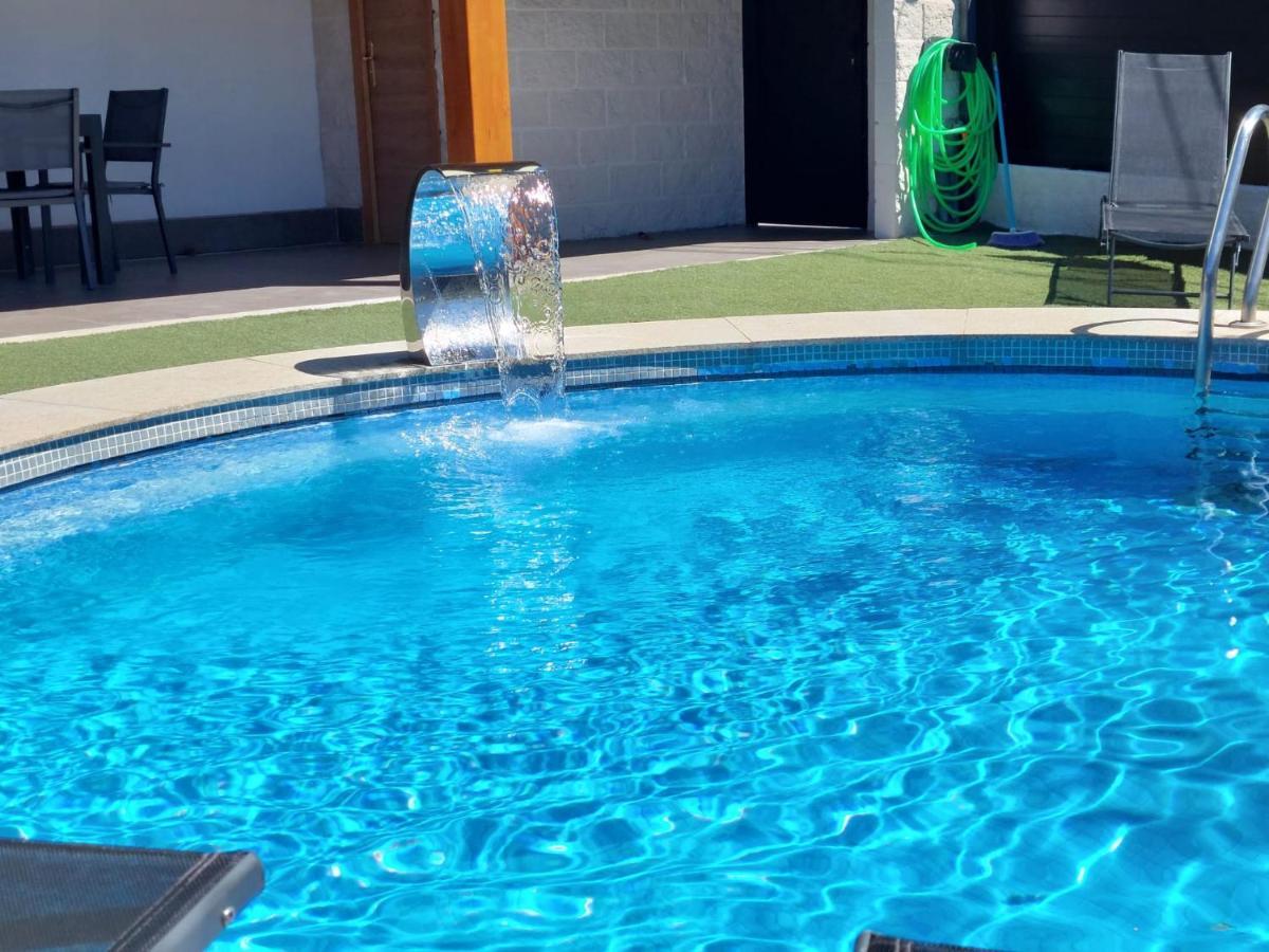 Casa Con Piscina Y Barbacoa Villa Freixido Kültér fotó