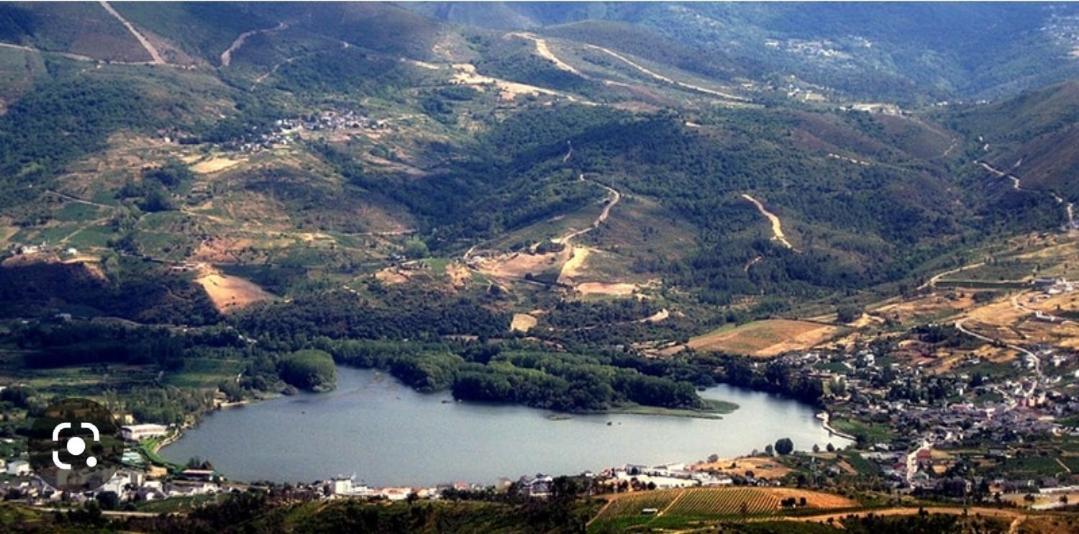 Casa Con Piscina Y Barbacoa Villa Freixido Kültér fotó